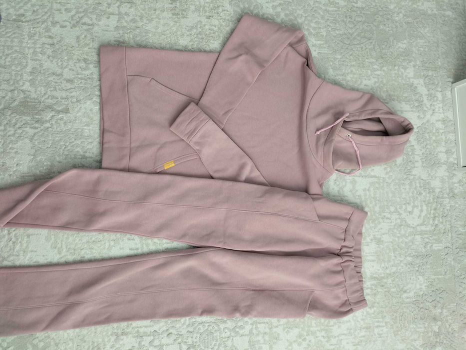 Спортивная одежда теплая