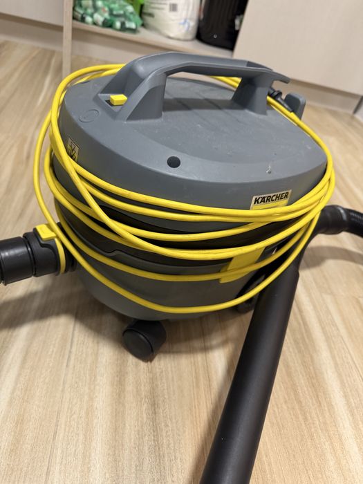 Продам профессиональный пылесос