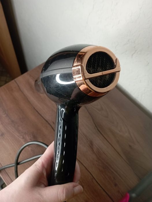 Набор: фен и утюжок-гафре