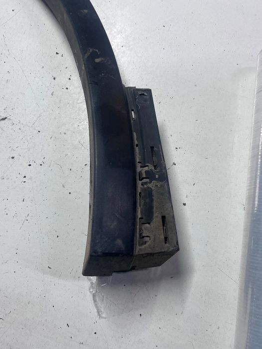 Bandou Aripa Stanga Fata Volkswagen Tiguan Ii Facelift R Line [ 2020