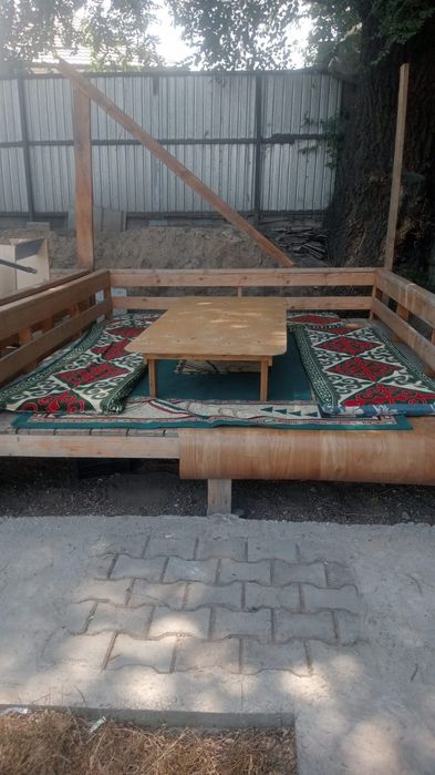 Продам деревянный топчан