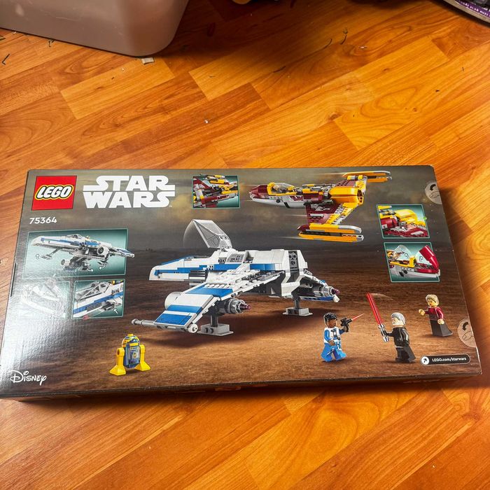 LEGO Star Wars - New Republic E-Wing vs Shin Hati's Starfighter(75364)