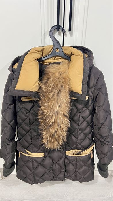 Продам женскую куртку