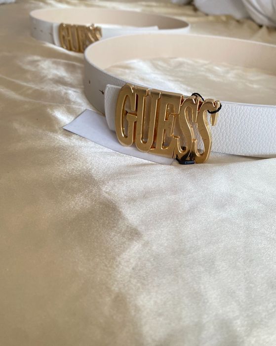 Колани дамски Guess