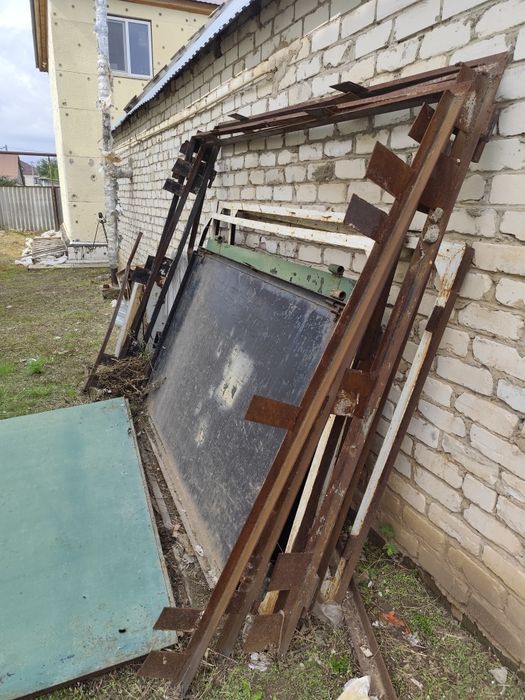 Продам ворота металл гараж