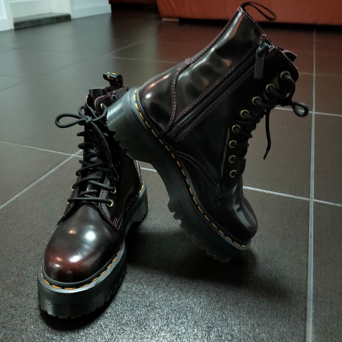 Дамски боти  Dr. Martens