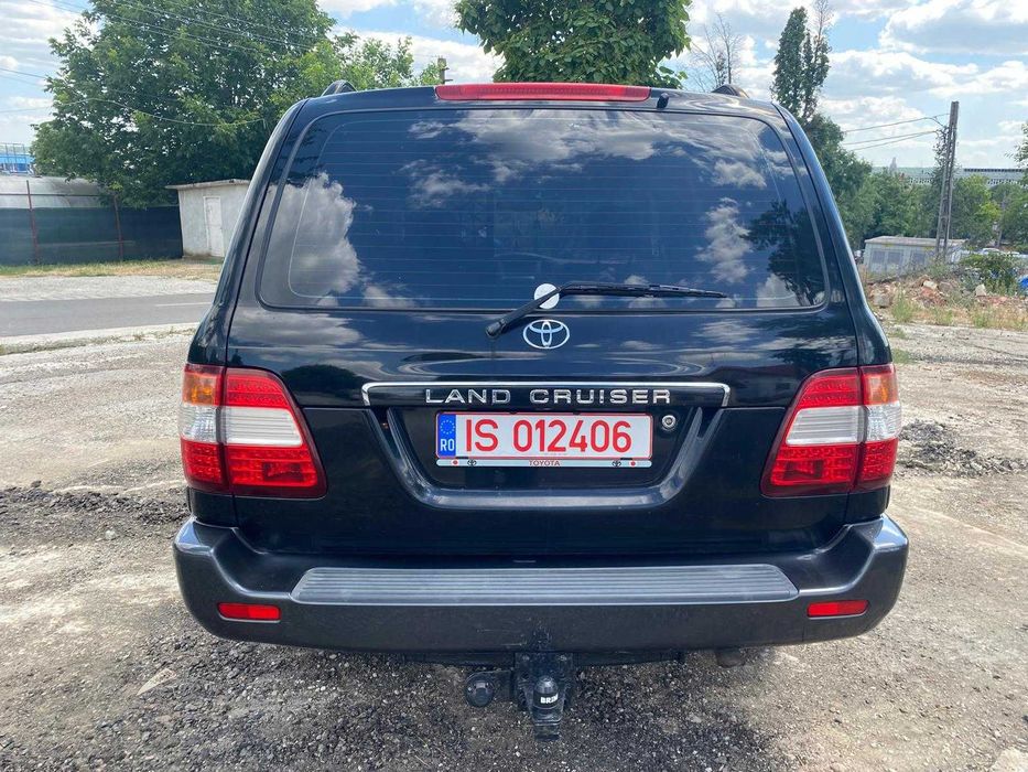 Vand Toyota Landcruiser 4,2 D din oct. 2005 autoutilitara