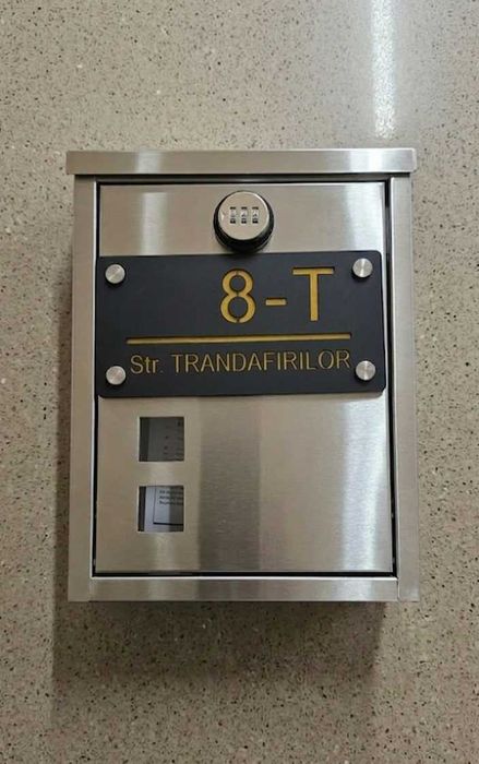 Cutie Poștală Smart din Inox cu Notificare pe Telefon & Opțiune Keybox