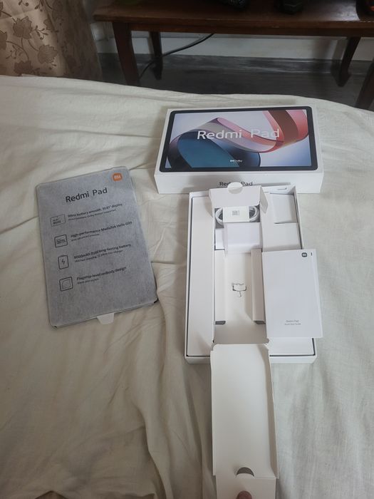 Продам планшет Redmi Pad Graphite Gray 128gb