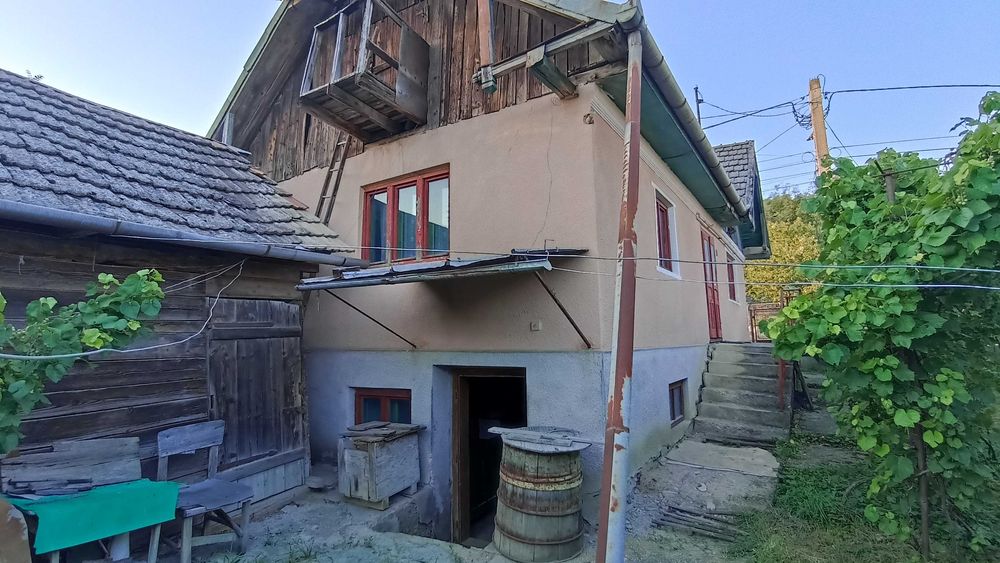 Casă de vânzare în centrul comunei Cojocna