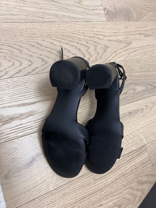 Sandale negre de piele Sergio Bardi