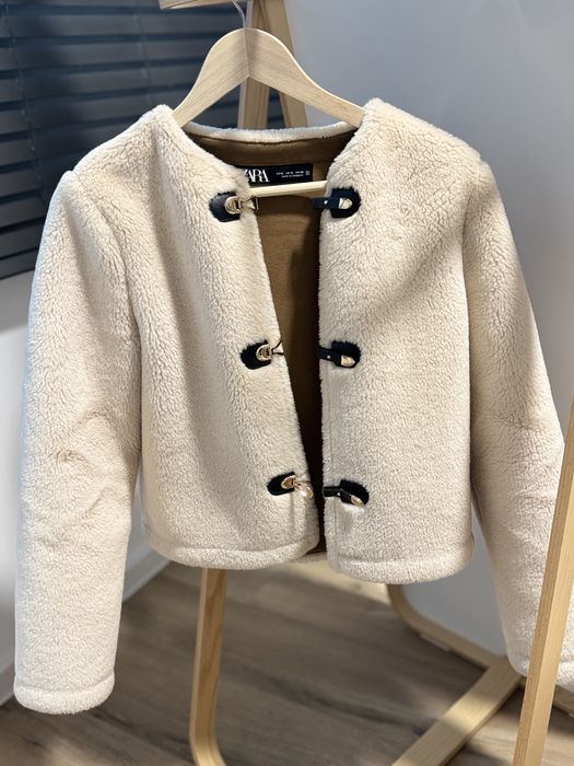 Дамско яке ZARA – тип teddy / еко пух