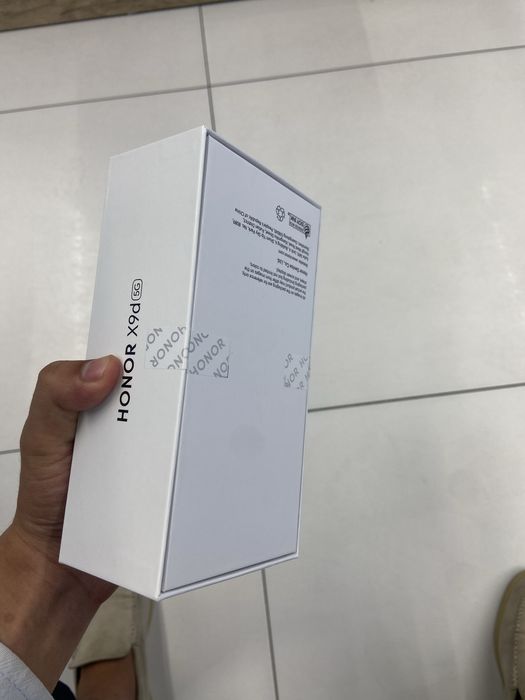 Honor x9d новый, коробку не открывали