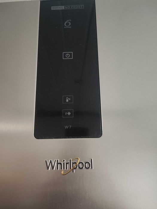 Хладилник Whirlpool 6th Sense