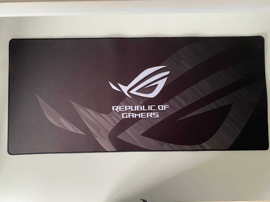 Большой игровой коврик для мыши ASUS ROG (90x40 см)