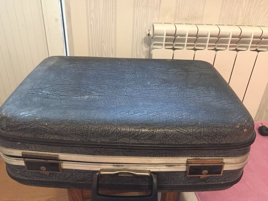 Чемодан советских времен