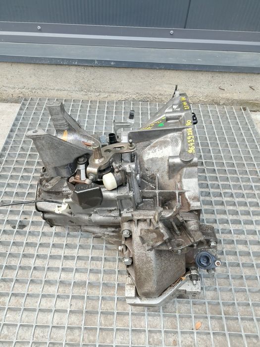 Cutie viteze Peugeot 407 2.0 HDI 6 trepte tip 9643921680 Peugeot 307