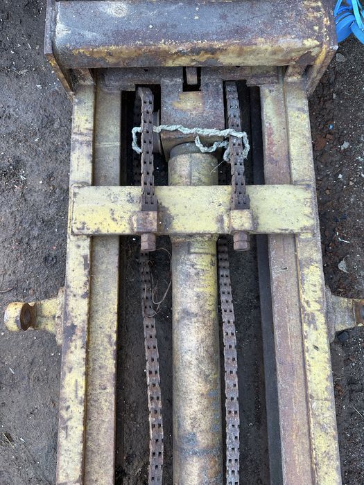 Мотокарна уредба 3500 кг