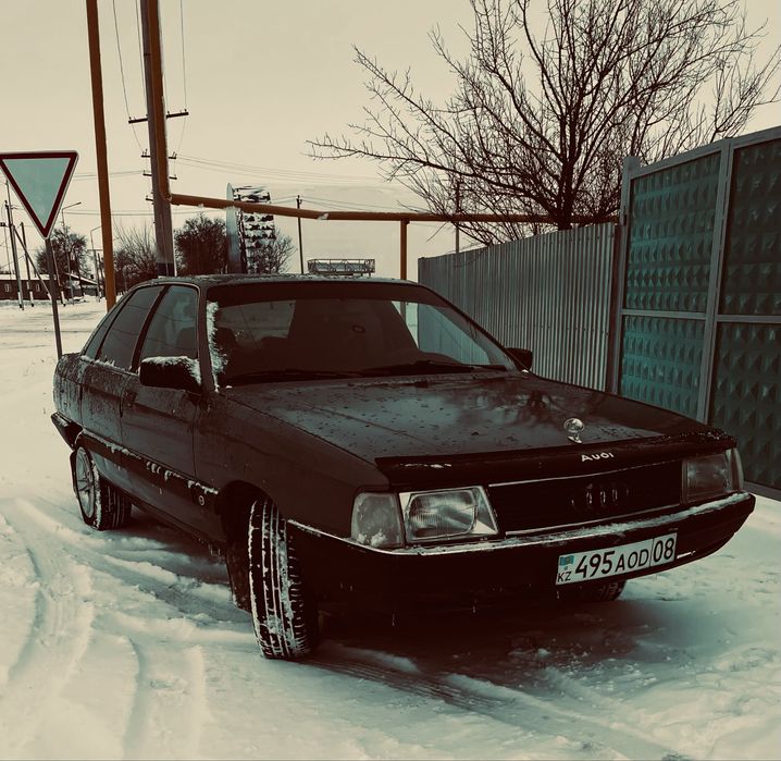 ауди 100 с3 1988 бензин