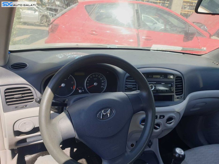 Plansa Bord Goala Dezechipata Hyundai Accent 2006 - 2010 [C5778]