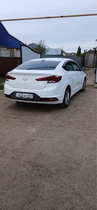 Hyundai Elantra 2020 продам