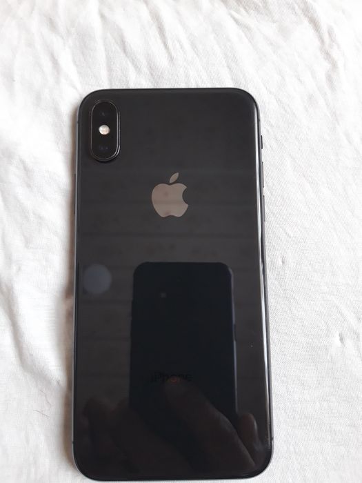 Iphone x  с гарантией 256 г LL/A