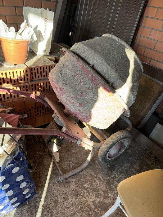 Бетономешалка рабочая