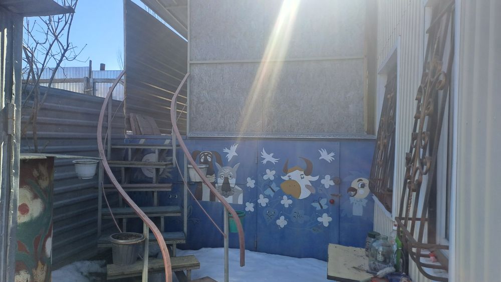 Садовый участок с домиком