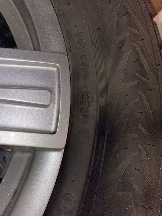 Nokian nordman 7 215/60/16