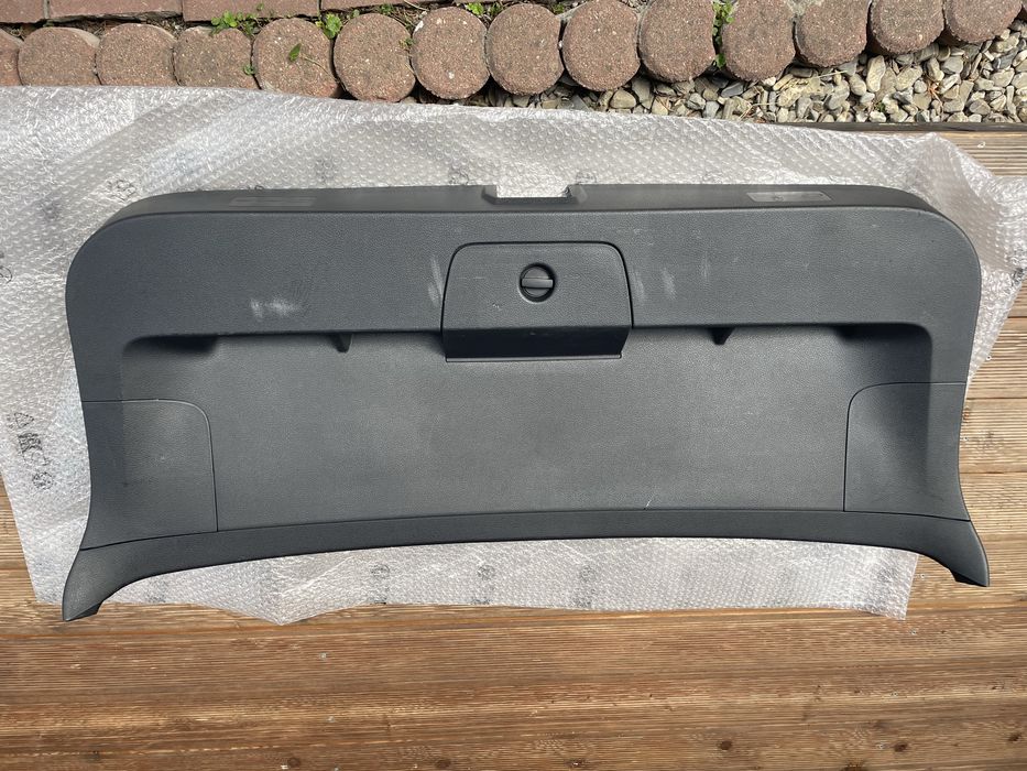 Tapiterie portbagaj  Vw golf 7!