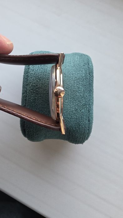 Золотые часы Луч