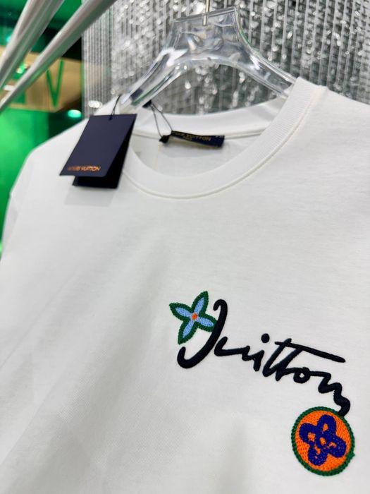 Мъжки тениски различни модели