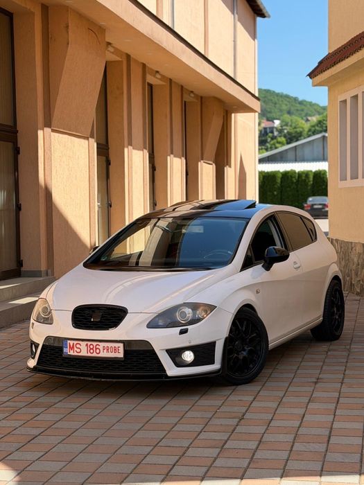 SEAT Leon FR 211 cp 2.0 TFSI