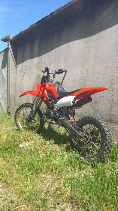 Мотори 125 кубика