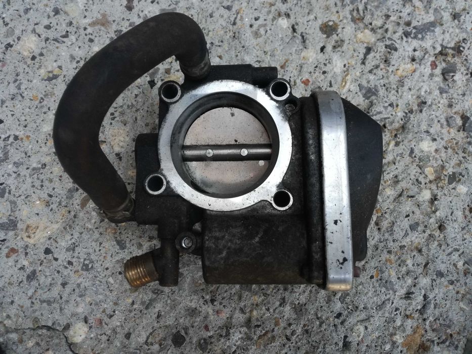 Бобина дросел дроселова клапа Опел Opel Astra H Zafira B 1.6i