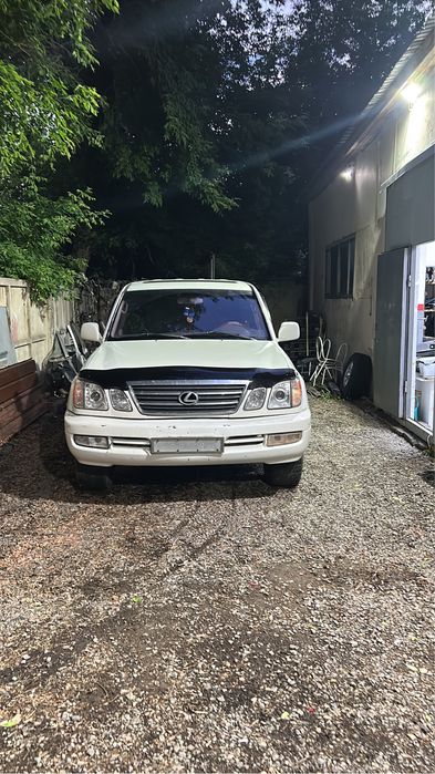 Авто на разбор LEXUS LX470