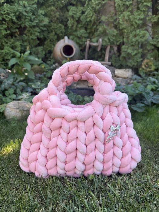 Чанта- ръчно плетена текстилна, пефректна за всеки повод и подарък