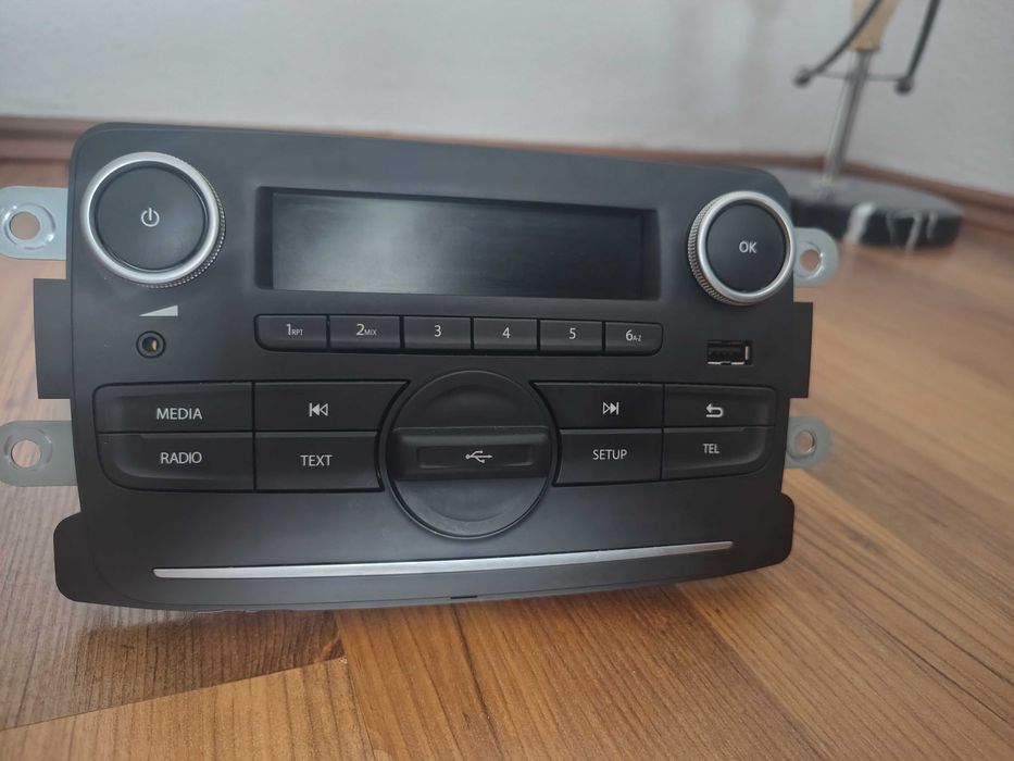 Radio original Dacia RO13-X07 OEM