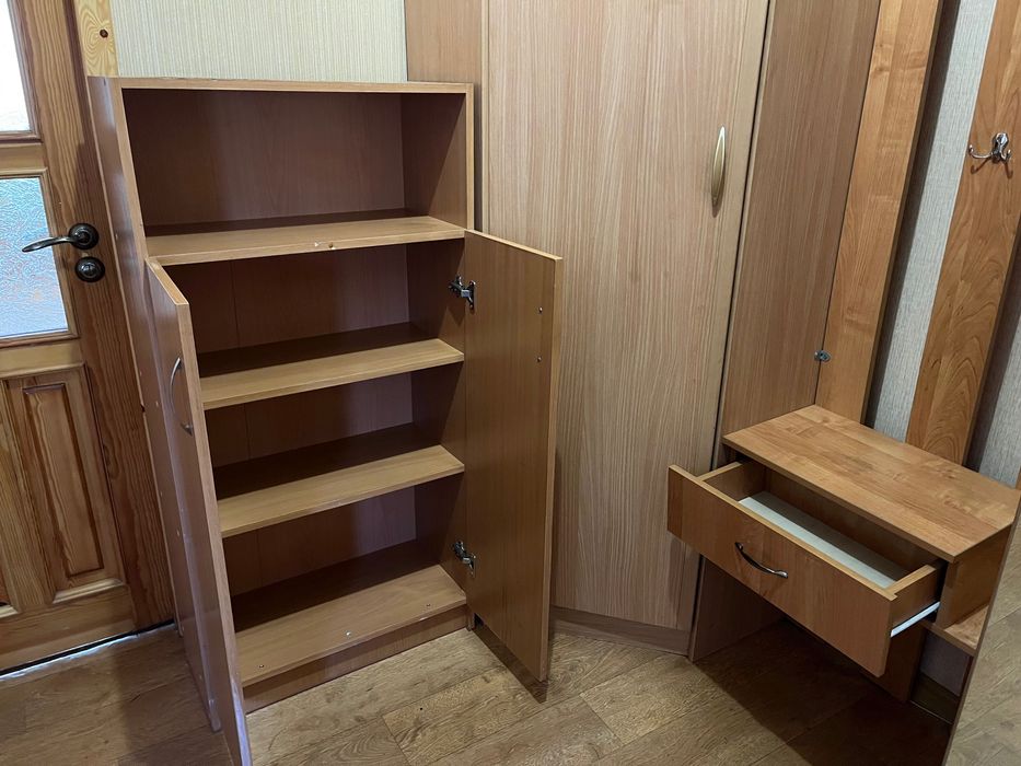 Прихожая. Мебель для прихожей.