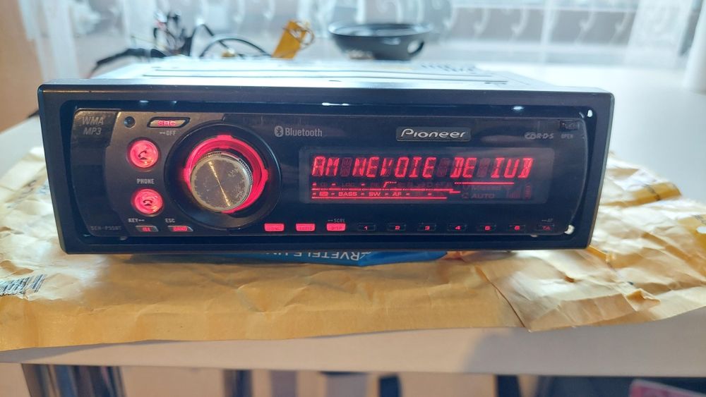 Cd.player auto Pioneer DEH-P55BT model ft.rar