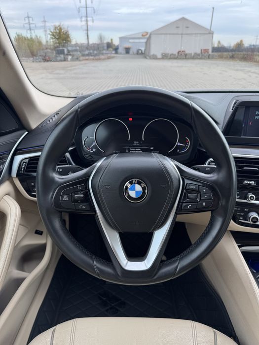 BMW  520  / 2.0 Diesel 190 CP / G30 Euro6/ MODEL 2018 / LUXURY LINE/