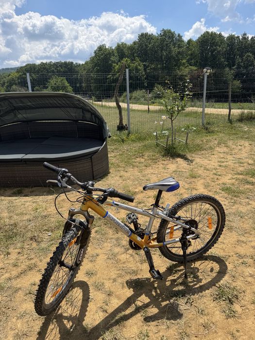 Vând bicicleta copii