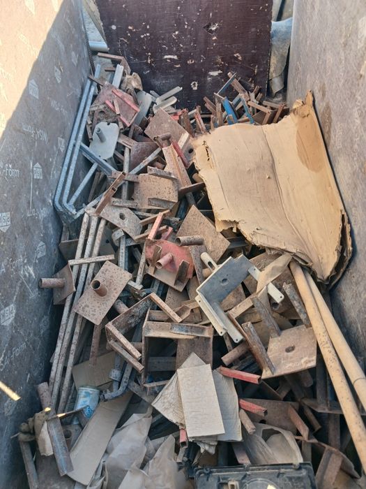 Продается универсальные вилки,трехножки