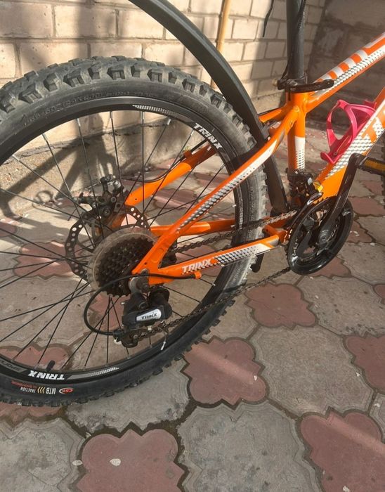 Продам фирменный велосипед подростковый Trinx