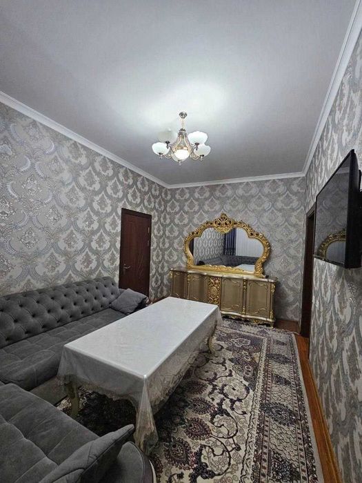 Megaplanet yonida arzon kvartira bor