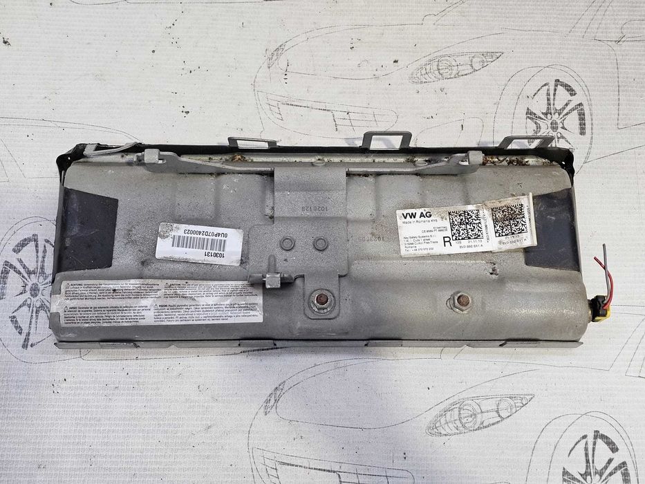 Airbag genunchi sofer Audi A3 8V 2014 1.2 TFSI 77kW Cod OEM: 8V2880841A (5F3)