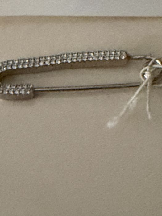 Swarovski кольцо 17либо 18 размер.из белых страз.Брошь 925 Серебро .