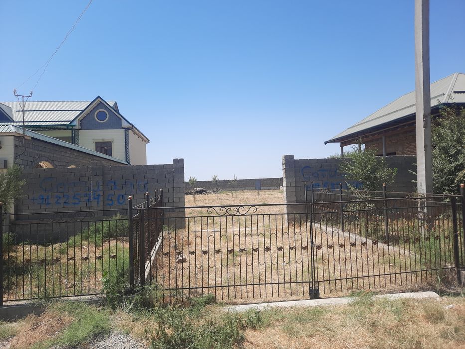 Uchastka sotiladi 15sotix