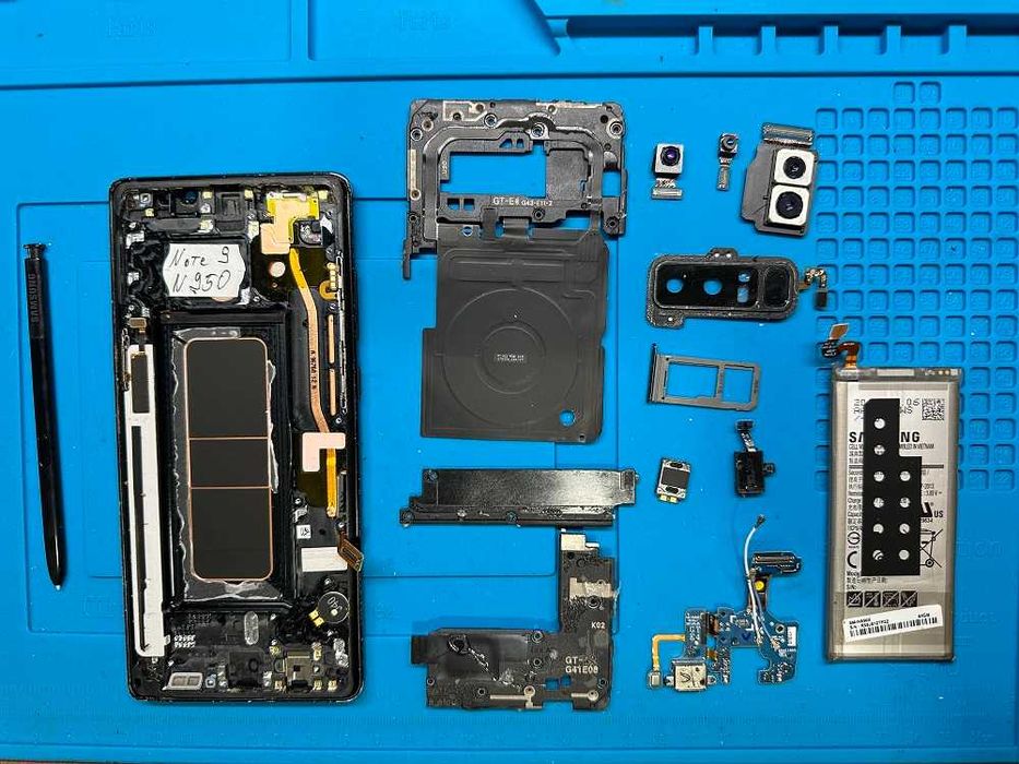 Samsung Galaxy Note 9 на части