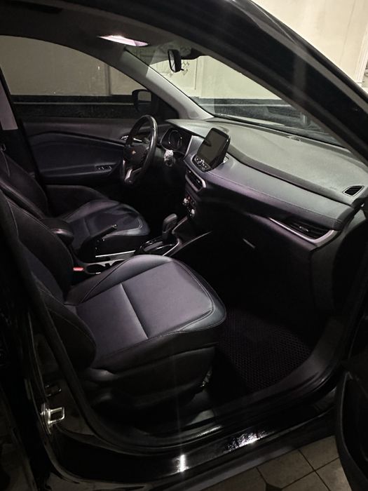 Tracker 2 2021 Xitoy